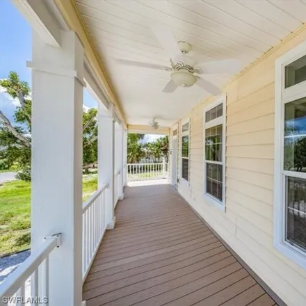 Image 4 - 5834 Lauder Street, Fort Myers Beach, Lee County, FL 33931, USA - House for sale