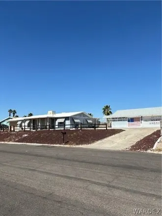 Buy this studio apartment on 1534 Lynn Drive in Bullhead City, AZ 86442