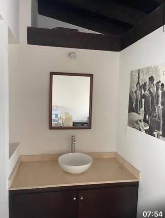 Rent this studio apartment on Calle Sierra Gamón in Colonia Del Bosque, 11000 Mexico City