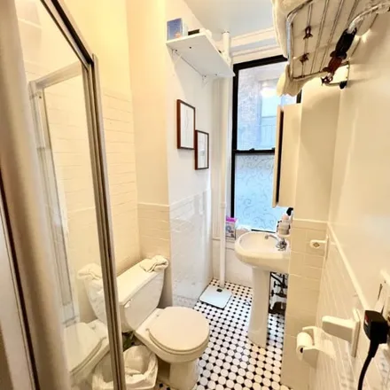 Rent this 1 bed apartment on 248 East 90th Street in New York, NY 10128