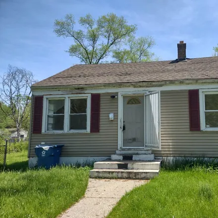 Buy this 2 bed house on 859 Kentucky Street in Gary, IN 46402
