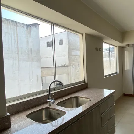 Buy this studio apartment on Jirón Monte Carmelo 210 in Santiago de Surco, Lima Metropolitan Area 51132