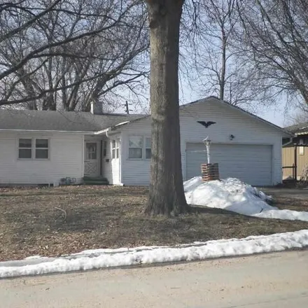 Buy this 3 bed house on 136 North West Street in North English, Iowa County