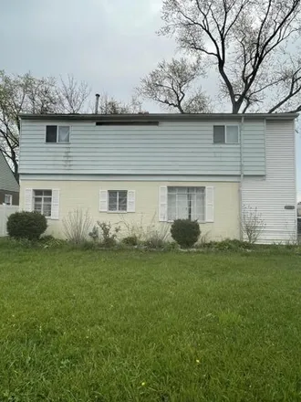 Buy this 5 bed house on Fargo Avenue in Detroit, MI 48235