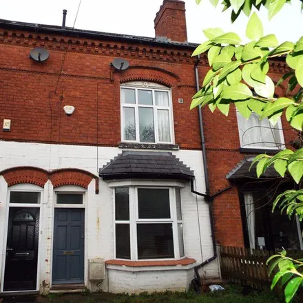 Rent this 4 bed townhouse on Harborne Park Road in Harborne, B17 0DH