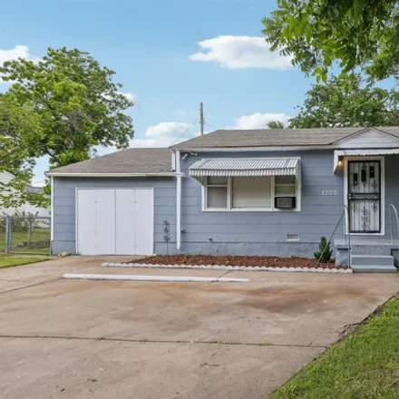 Buy this 2 bed house on 1329 North Maplewood Avenue in Tulsa, OK 74115