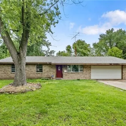 Buy this 3 bed house on 227 Southeast 12th Street in Bentonville, AR 72712