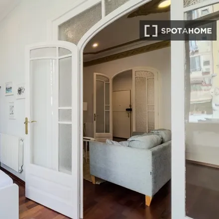 Rent this 4 bed room on Carrer del Vint-i-Sis de Gener de 1641 in 08001 Barcelona, Spain