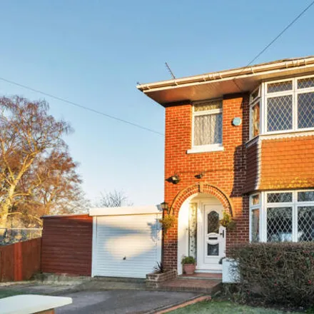 Buy this 3 bed house on 100 Stanton Road in Southampton, SO15 4HY