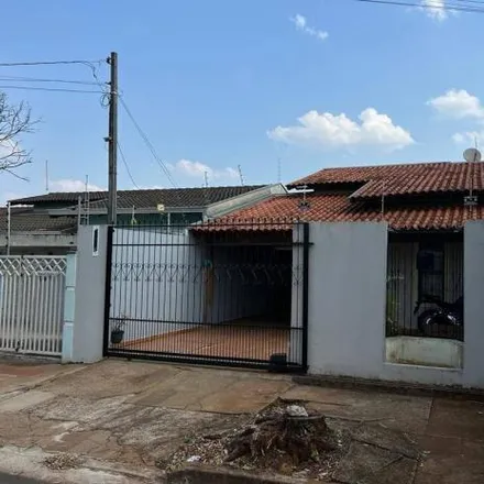 Buy this 3 bed house on Rua Brasil Filho in Jardim Califórnia, Londrina - PR