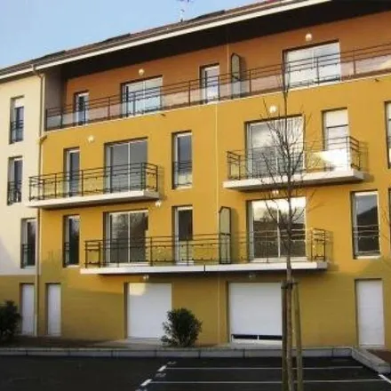 Rent this 2 bed apartment on 27 Rue Jean Jaurès in 38490 Les Abrets en Dauphiné, France