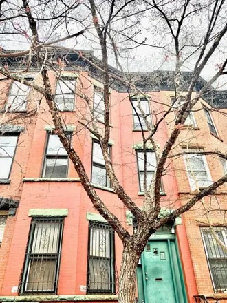 Rent this 2 bed house on 13 Park Place in New York, NY 11217