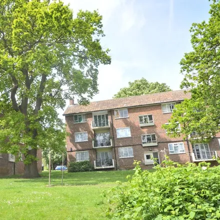 Image 1 - Sheenewood, Upper Sydenham, London, SE26 6BH, United Kingdom - Apartment for rent