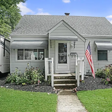 Buy this 3 bed house on 4288 Viola Avenue in Grove City, OH 43123