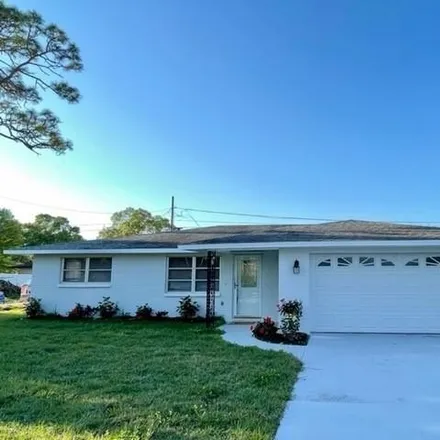Rent this 3 bed house on 776 Darwin Road in Venice Gardens, Sarasota County