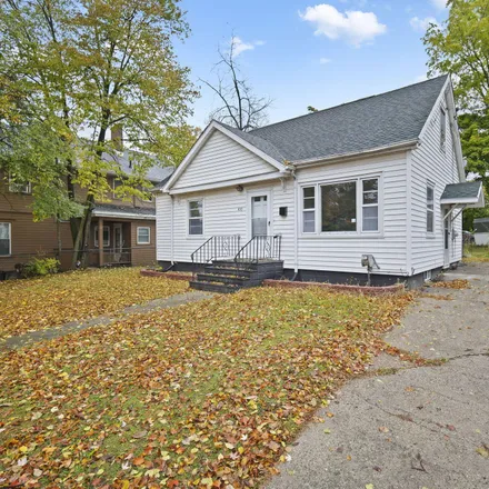 Image 3 - 410 West Biddle Street, Jackson, MI 49203, USA - House for sale