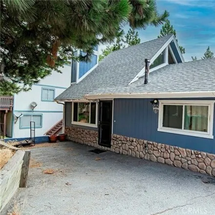 Buy this 4 bed house on 291 Fairway Drive in Agua Fria, San Bernardino County