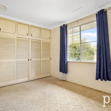 Rent this 3 bed apartment on Corinthian Road West in Rossmoyne WA 6148, Australia