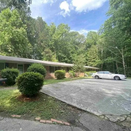 Rent this 3 bed house on unnamed road in Toccoa, GA 30598