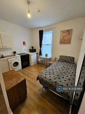 Image 2 - 22 Birstall Road, London, N15 5EN, United Kingdom - Apartment for rent