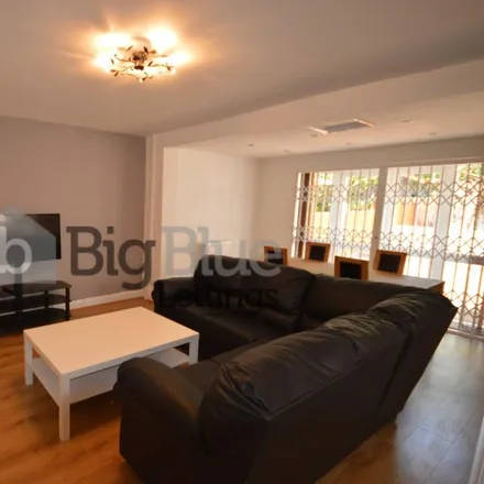 Rent this 3 bed duplex on Back Manor Drive in Leeds, LS6 1GH