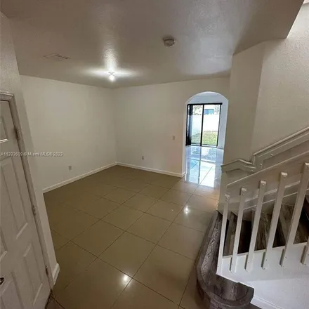 Image 6 - 3327 West 90th Terrace, Hialeah, FL 33018, USA - Apartment for rent