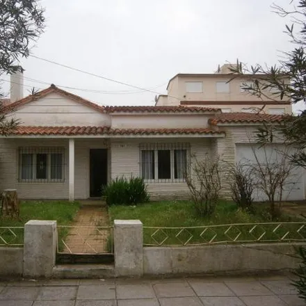 Buy this 3 bed house on Calle 40 456 in Partido de La Costa, 7107 Santa Teresita