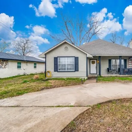 Buy this 3 bed house on 243 East County Line Road in Royse City, TX 75189