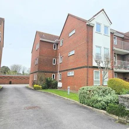 Rent this 1 bed apartment on New Milton Lawn Bowls in Whitefield Road, New Milton