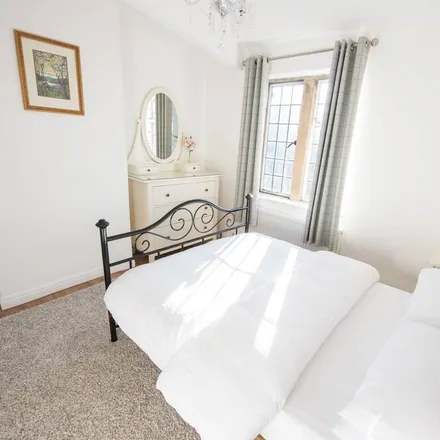 Rent this 4 bed apartment on Bakewell in DE45 1EE, United Kingdom