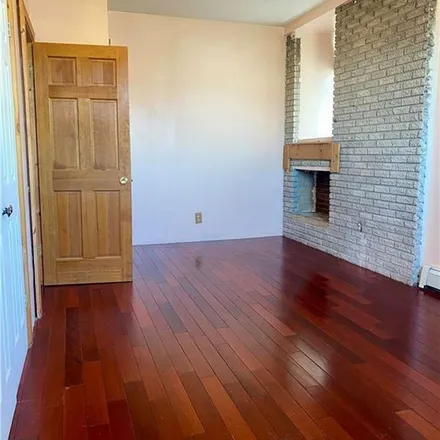 Rent this 3 bed apartment on 931 Willoughby Avenue in New York, NY 11221