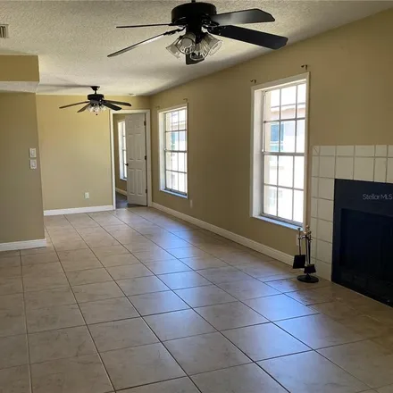 Image 2 - 3032 Boneventure Circle, Palm Harbor, FL 34684, USA - Condo for rent