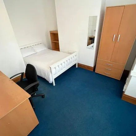 Image 1 - 35 Ednaston Road, Nottingham, NG7 2JF, United Kingdom - Duplex for rent