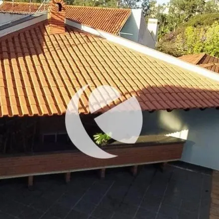 Buy this 3 bed house on Rua Tomás Antônio Gonzaga in Petrópolis, Londrina - PR