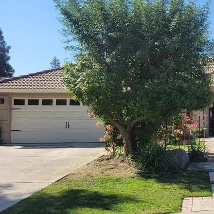 Buy this 3 bed house on 10929 Delusion Drive in Bakersfield, CA 93311