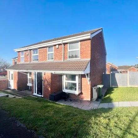 Buy this 3 bed duplex on Kelling Close in Stourbridge, DY5 3HA