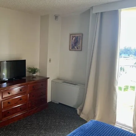 Rent this 2 bed condo on Hilo in HI, 96720