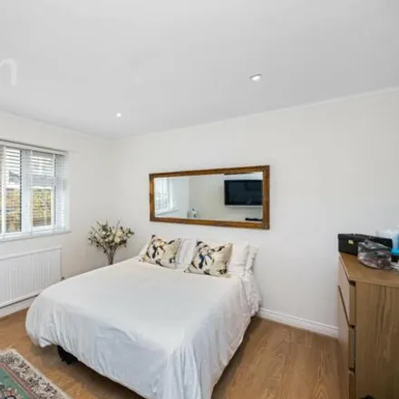 Image 7 - Shirley Avenue, Hove, BN3 6UN, United Kingdom - House for sale