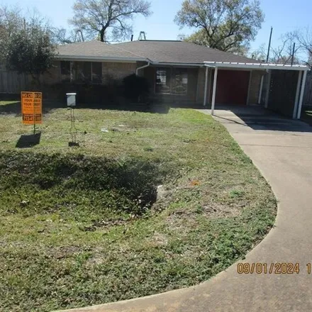 Buy this 4 bed house on 505 Baywood Street in Shoreacres, Harris County