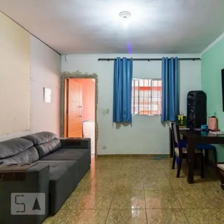 Rent this 3 bed house on Rua Mirassol in Padroeira, Osasco - SP
