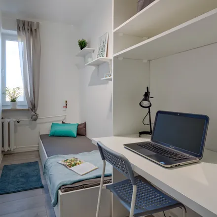 Rent this 7 bed room on Aleksandra Janowskiego 9 in 02-784 Warsaw, Poland