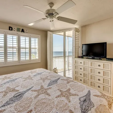 Rent this 2 bed condo on Fort Myers Beach in FL, 33931