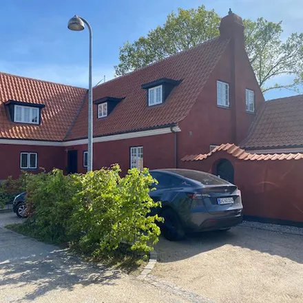 Rent this 4 bed apartment on Lindevej 6B in 3060 Espergærde, Denmark