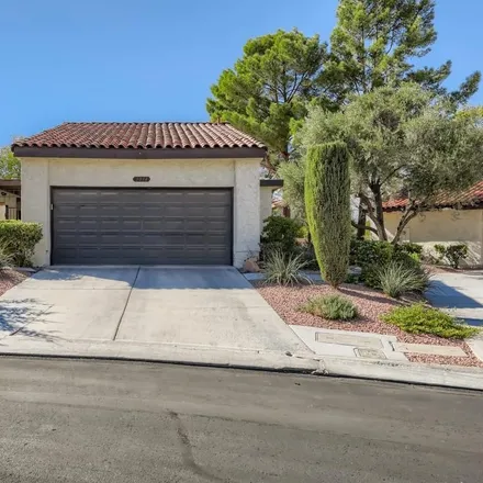 Buy this 3 bed townhouse on 3004 Mirado Court in Paradise, NV 89121