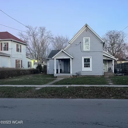 Buy this 4 bed house on 691 Harrison Avenue in Lima, OH 45804