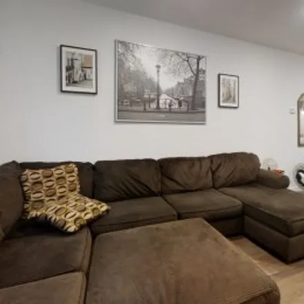 Buy this 6 bed apartment on 1405 North 8th Street in Ludlow, Philadelphia