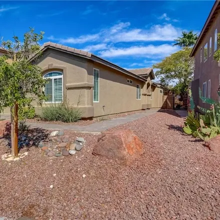 Buy this 3 bed house on 10019 Willowbrook Pond Road in Spring Valley, NV 89148