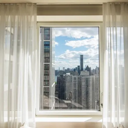 Image 4 - 425 EAST 58TH STREET 44A in New York - Apartment for sale