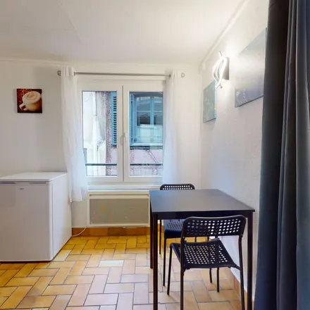 Image 5 - 8 Rue Sainte-Madeleine, 67000 Strasbourg, France - Apartment for rent
