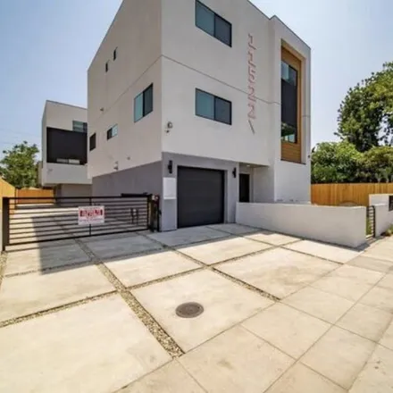 Rent this 3 bed apartment on 5829 Beck Avenue in Los Angeles, CA 91601